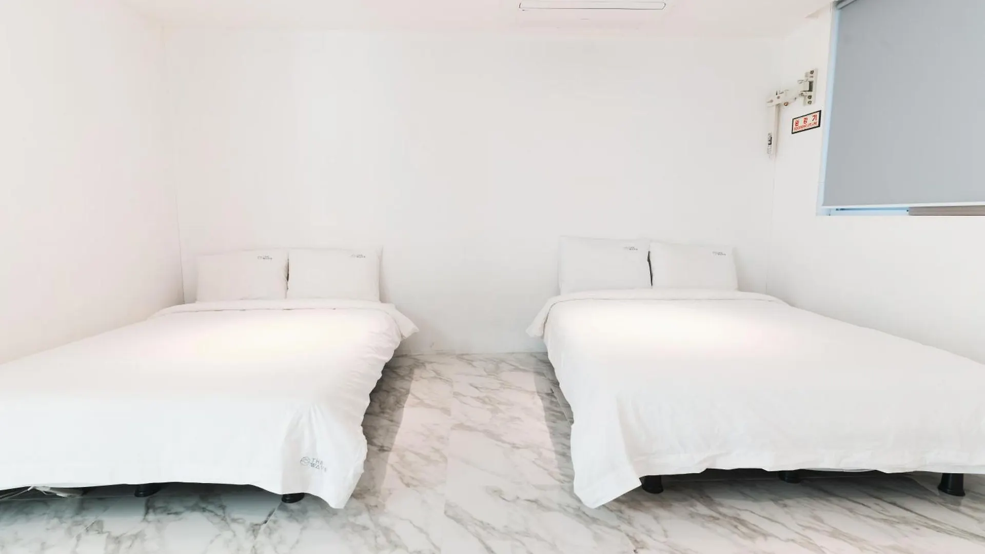 Hotel The Wave Pension Busan